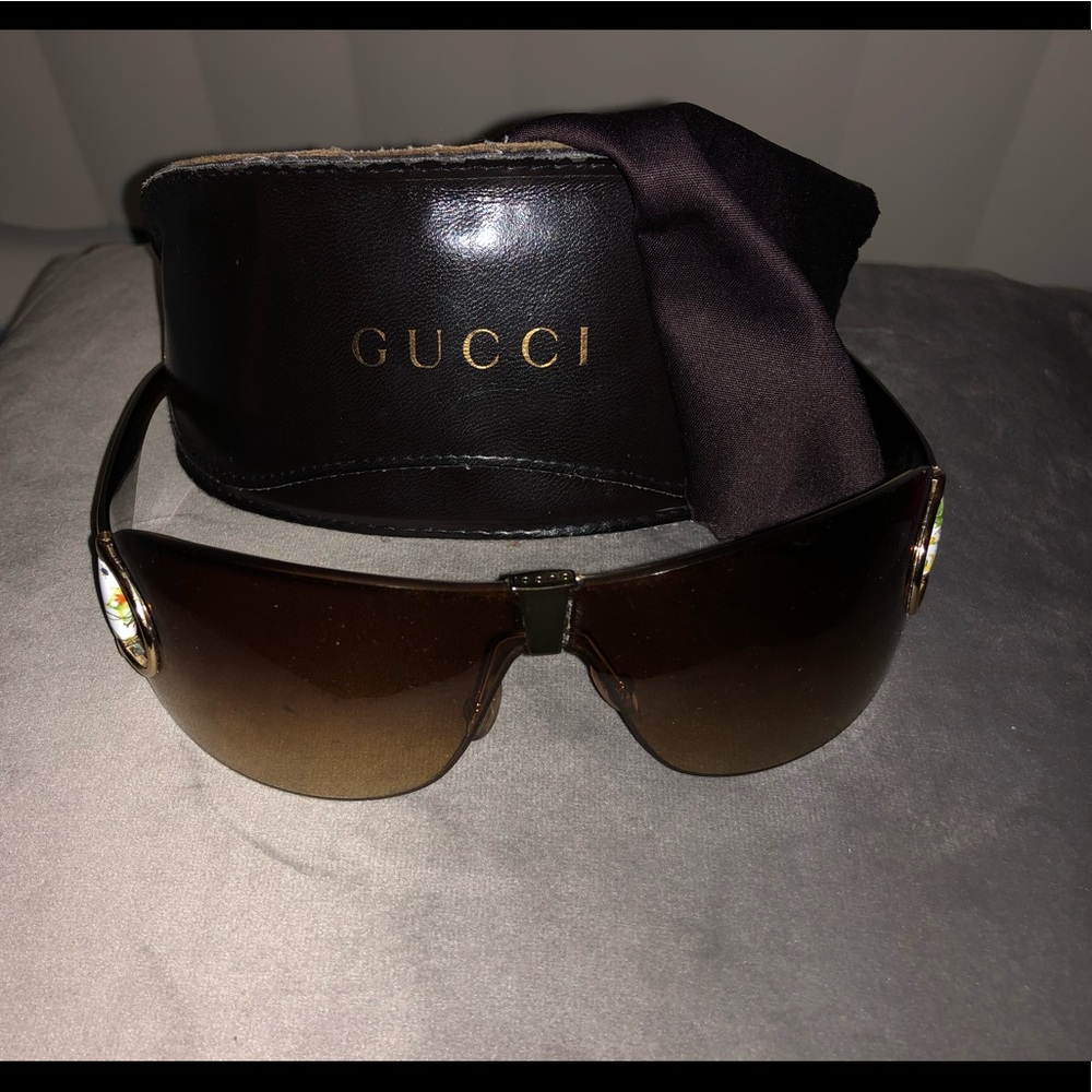 100% Authentic Gucci Aviator Sunglasses